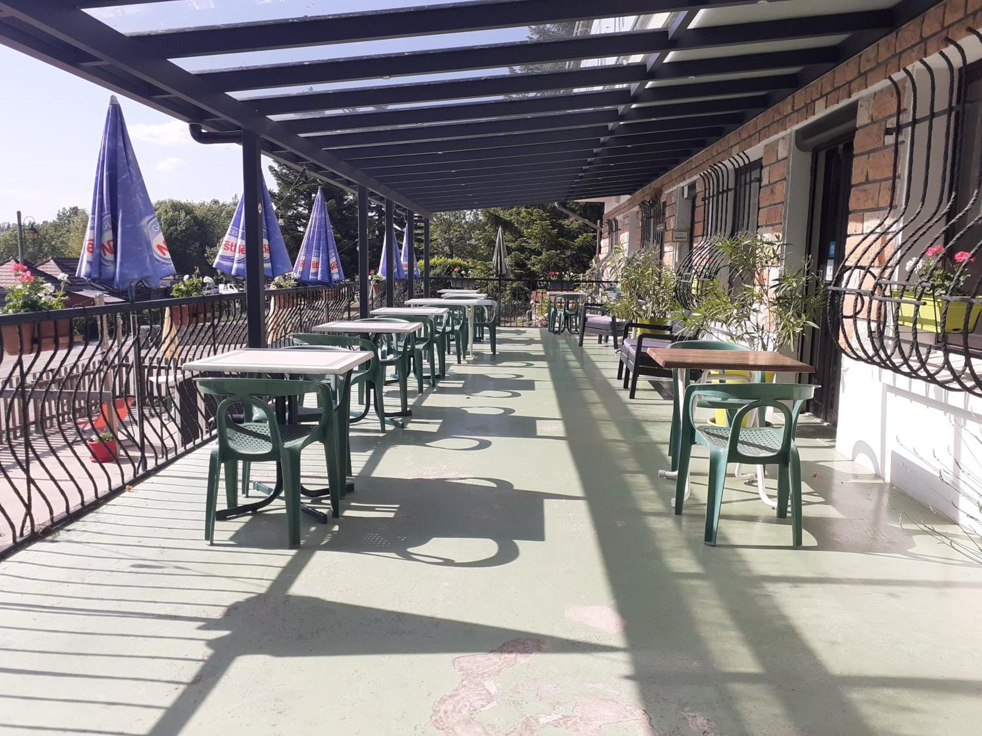 Hotel Restaurant La Chaumiere Du Lac Clairvaux-les-Lacs Εξωτερικό φωτογραφία