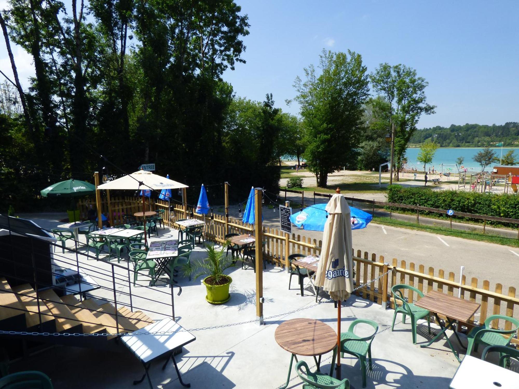 Hotel Restaurant La Chaumiere Du Lac Clairvaux-les-Lacs Εξωτερικό φωτογραφία